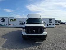 2017 Nissan NV - Photo 2