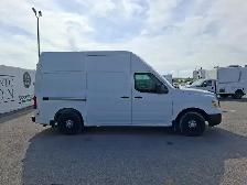 2017 Nissan NV - Photo 4