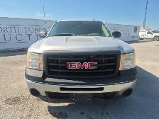 2011 GMC Sierra 1500 - Photo 2