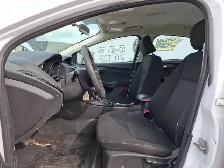 2017 Ford Focus - Photo 10