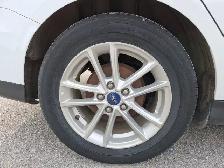 2017 Ford Focus - Photo 18