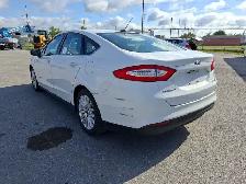 2015 Ford Fusion Hybrid - Photo 7