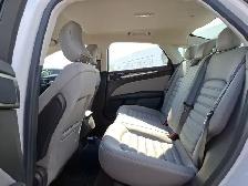2015 Ford Fusion Hybrid - Photo 14