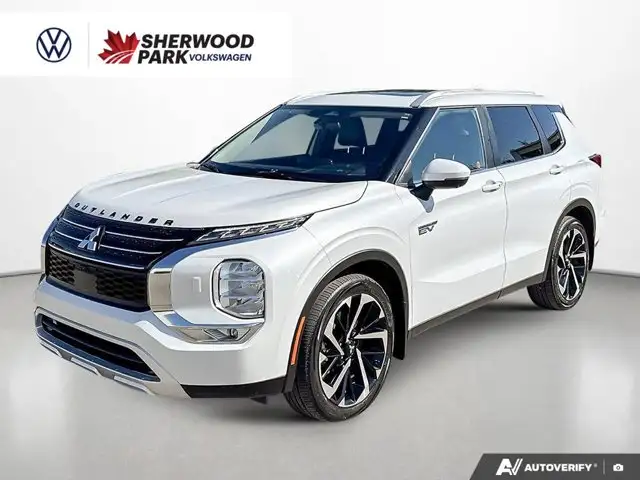 2023 Mitsubishi Outlander PHEV SEL | LEATHER SEATS | PANO-ROOF