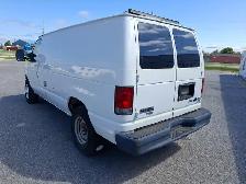 2012 Ford E-Series - Photo 7