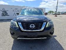 2017 Nissan Pathfinder - Photo 2