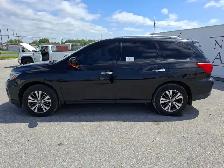2017 Nissan Pathfinder - Photo 8