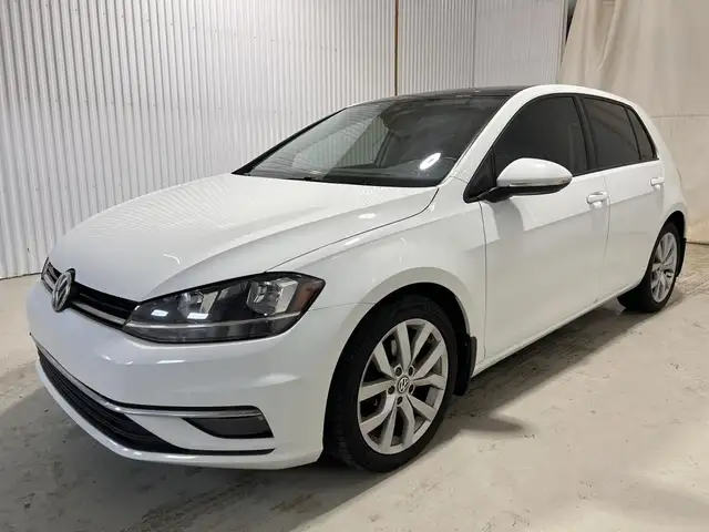 Volkswagen Golf Highline 5 portes avec boîte manuelle 2021 à ven