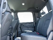 2026 Ram 2500 Black Express - Photo 14