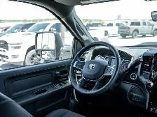 2026 Ram 2500 Black Express - Photo 23