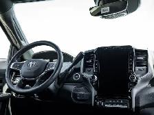 2026 Ram 2500 Black Express - Photo 26