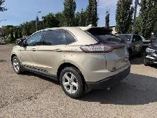 2017 Ford Edge SE - Photo 4