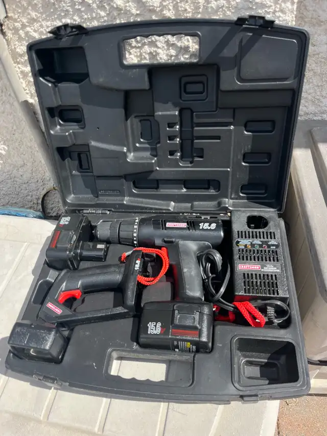 battery Drill set- need’s battery