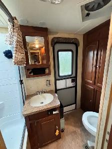 2012 Flagstaff Classic Super Lite Travel Trailer 831BHWS - Photo 4