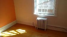 3 Bedroom Centretown Apartment for Rent (353 Frank St) - Photo 5