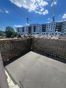 One Bedroom Apartment, Steps to Subway and Dufferin Mall. - Photo 6