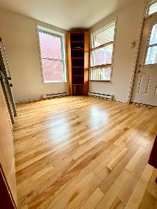 6½ Rosemont Gem, Spacious 3 Bedroom, fully equipped - Photo 7