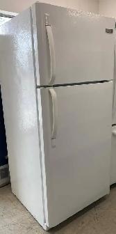 Frigidaire 18 ft.³ frost-Free fridge,