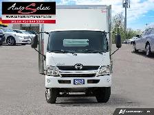 2020 Hino 195 20 Foot with Maxon Liftgate - Photo 2