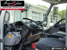 2020 Hino 195 20 Foot with Maxon Liftgate - Photo 12