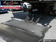 2020 Hino 195 20 Foot with Maxon Liftgate - Photo 32
