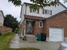 3-Bedroom beautiful, semi-detached house in quite neigborhood