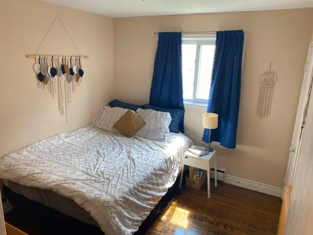 Bright 2bdrm APT- RENOVATED/SPACIOUS/SELF CONTAINED!