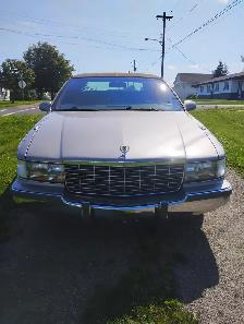 1996 Cadillac Fleetwood Brougham New 2 year MVI - Photo 2