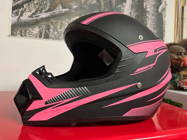 New Ladies Helmet