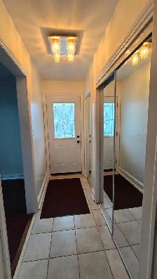 Short-Term House main floor Rental – 4 Months (Scarborough) - Photo 8