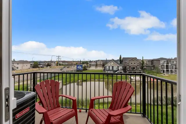 3 bed 2.5 bath townhome