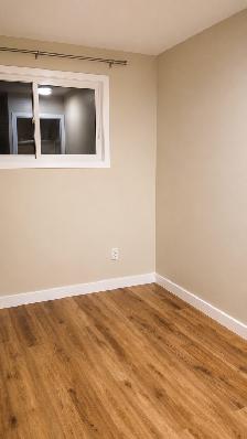 3-BEDROOM TOWNHOUSE • PRIVATE FENCED YARD • 2 PARKING STALLS - Photo 3
