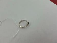 bague en argent avec pierre verte - Photo 2