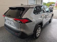 2024 Toyota RAV4 LE AWD, - Photo 3
