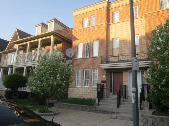 Student Room Rental with PRIVATE BATHROOM at York University