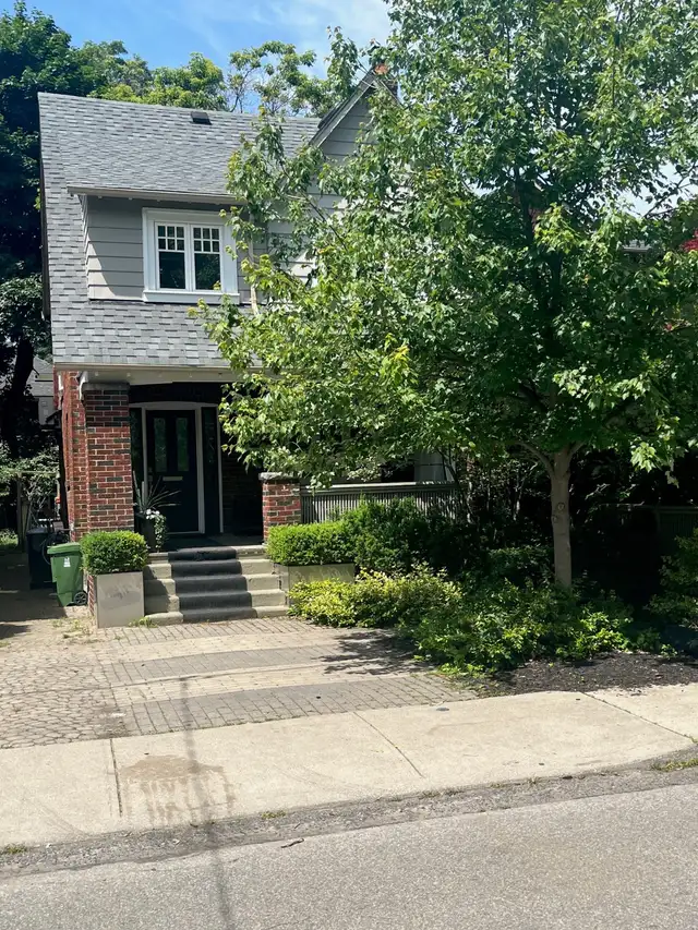 Luxury detached home for lease in Toronto Beaches Area