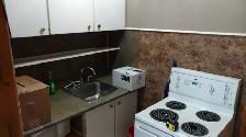 Centretown Basement Bachelor/Studio for Rent (192 Somerset St W) - Photo 8