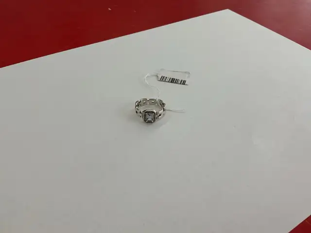 bague en argent avec pierre bleu