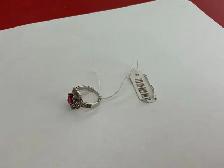 bague en argent avec pierre rouge - Photo 2
