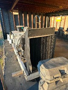 100 kW John Deere / Detroit Diesel Genset - ONLY 218 HOURS - Photo 4