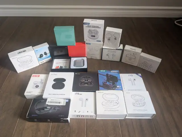 Brand New Wireless Bluetooth Earbuds For Sale