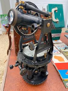 Vintage W & L.E. Gurley Transit with original carry case antique - Photo 2