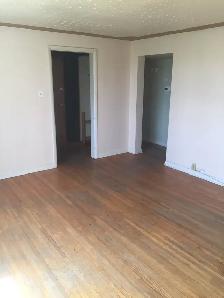 Duplex upper for Rent in West Hillhurst - Photo 7