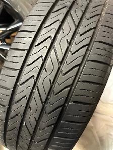 235/60R18 A/S Tires on Rims. Almost New Condition | Pneus - Photo 5