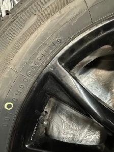 235/60R18 A/S Tires on Rims. Almost New Condition | Pneus - Photo 7