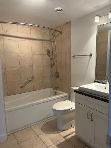 Superbe grand 3 1/2 style condo Ste-Foy Air Clim, Libre - Photo 11