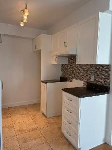 Superbe grand 3 1/2 style condo Ste-Foy Air Clim, Libre - Photo 14