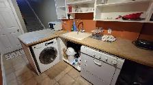 Basment Unit in a Townhouse is Chedocke - Photo 9
