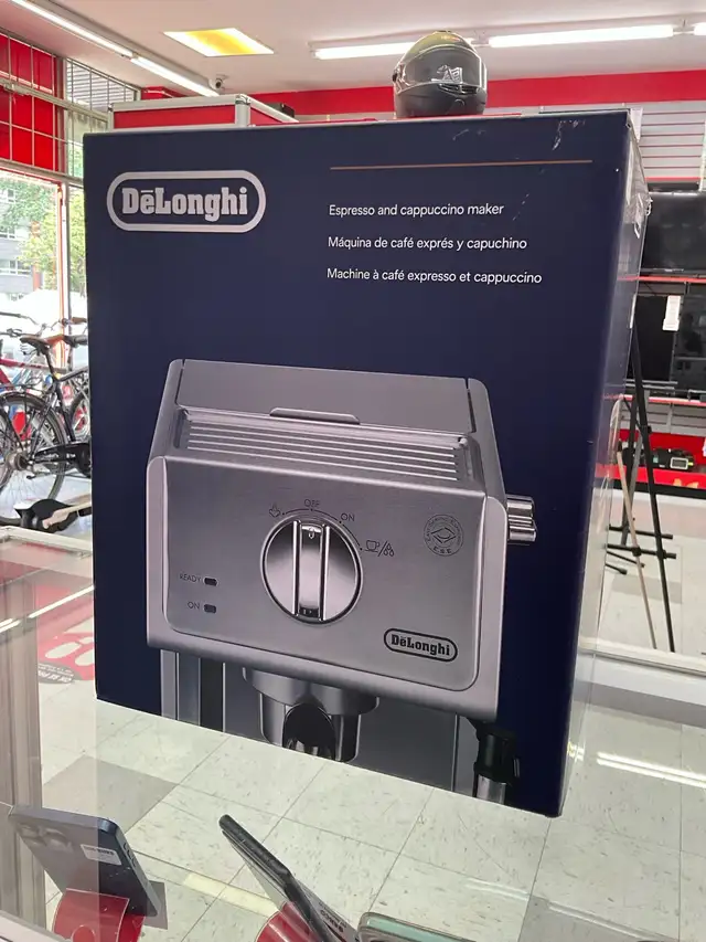 Machine à café DēLonghi