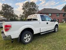 2013 Ford F150 XLT 4x4 low miles - Photo 3